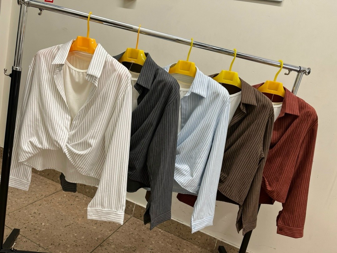 блузка рубашка,белая рубашка из поплина ss23g4739be sherin,блузка оверсайз,женская рубашка,женская рубашка в полоску