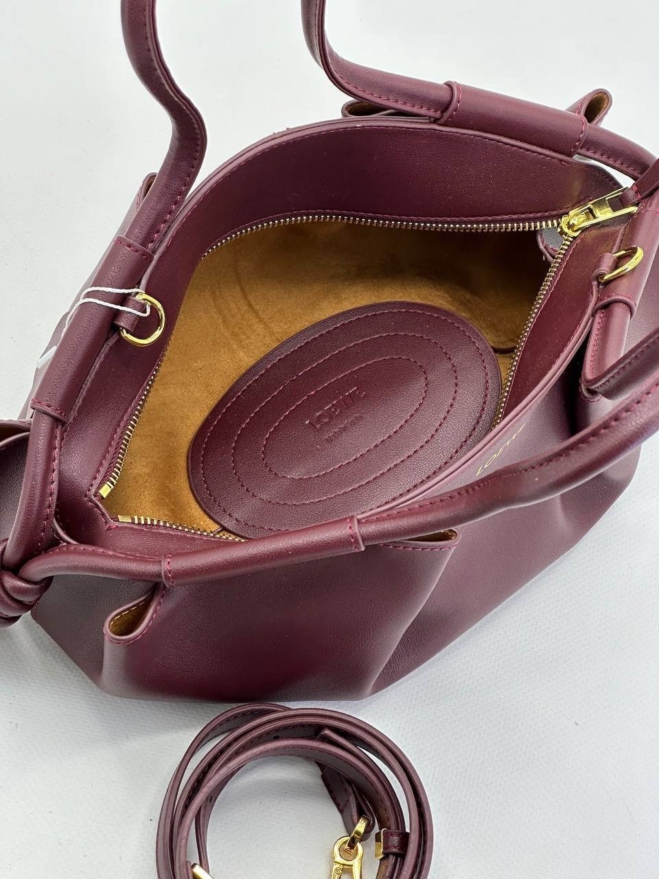 сумка loewe 33-15 см натуральная кожа,сумка женская loewe,сумка loewe,сумка loewe 33-15 см из натуральной кожи,сумка loewe 33-15 см натуральная кожа реплика