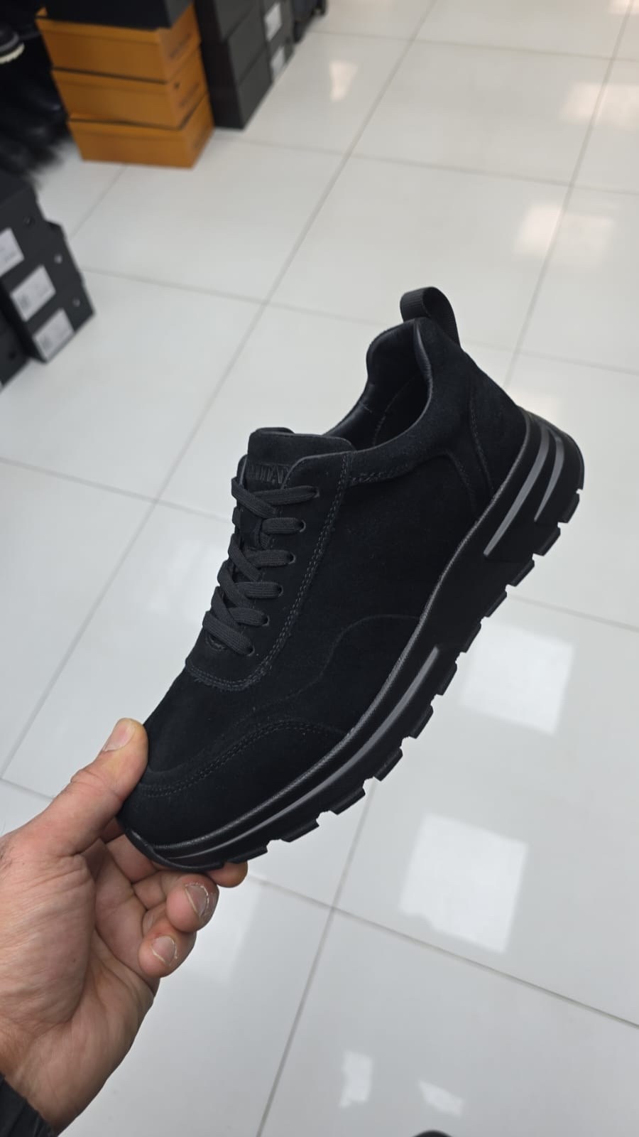 ,кроссовки черные,мужская  кроссовки,кроссовки пьер карден мужские,мужская