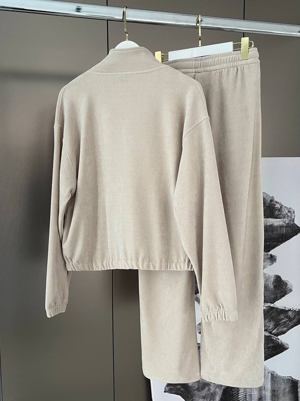 костюм бежевый,женский костюм на флисе,спортивный костюм бежевый,женский костюм,спортивный костюм