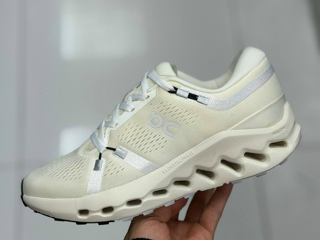 кроссовки,кроссовки on cloudsurfer,спортивная ,повседневные кроссовки,кроссовки женскиe