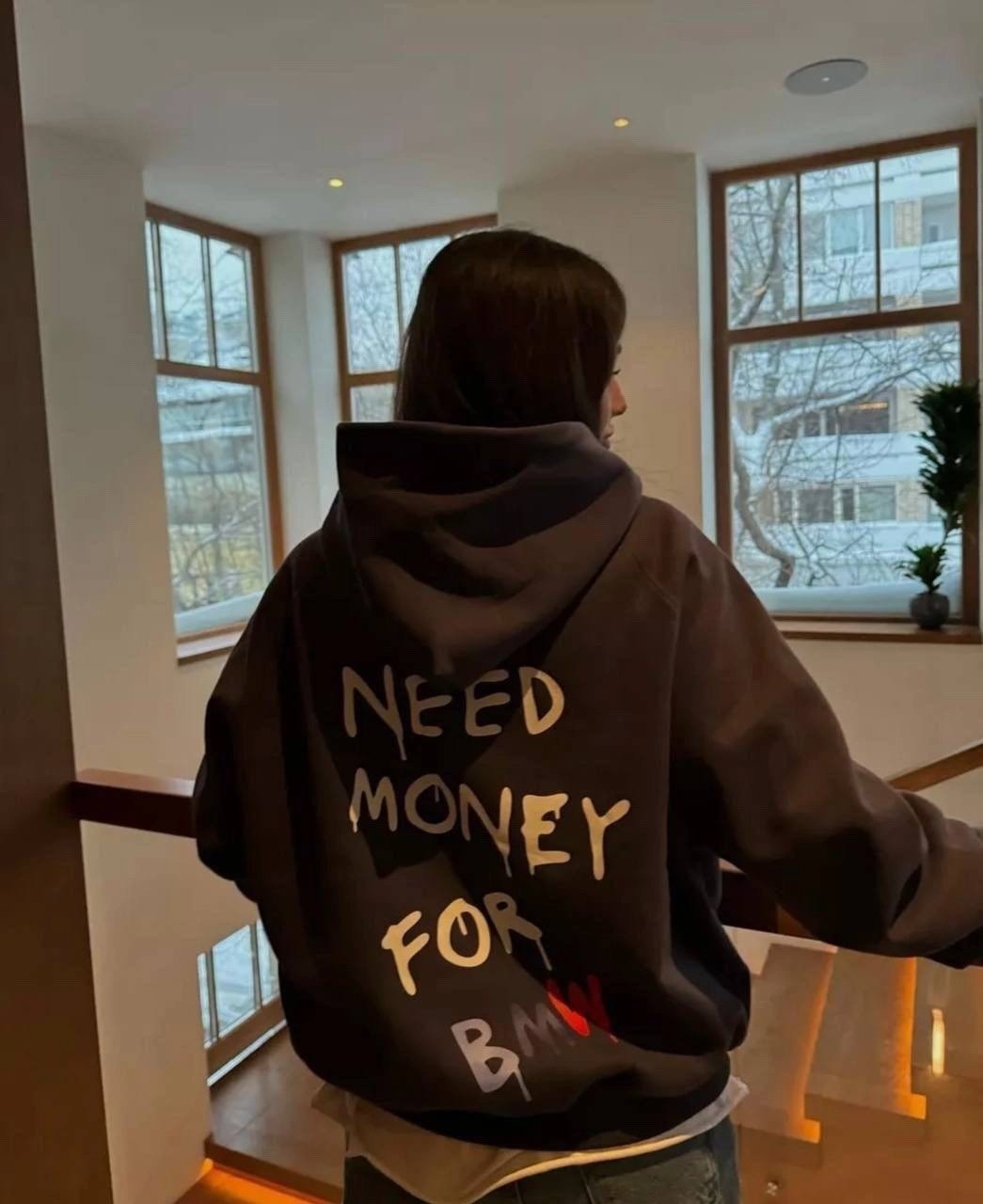 худи женское оверсайз с надписью need money for bmw,зип худи кофта на флисе оверсайз labrez,толстовка need money for bmw,худи оверсайз с принтом и начесом esm boutique,худи оверсайз с принтом и начесо