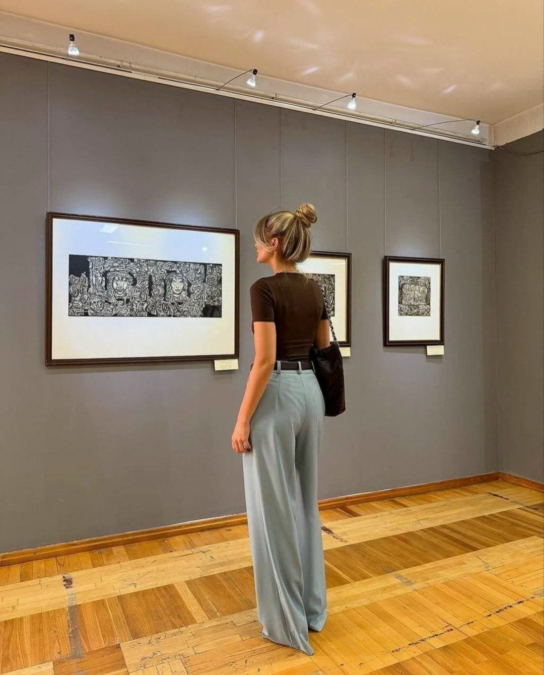 женские широкие брюки,широкие брюки с высокой талией,широкие брюки,брюки с широкими штанинами,брюки с широкими штанинами элегантные