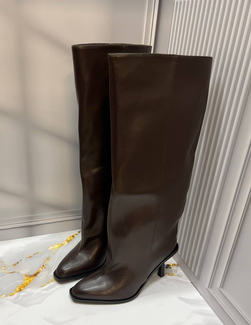 женские сапоги,сапоги,сапоги до колена на высоком каблуке с острым носком,,сапоги на шпильке