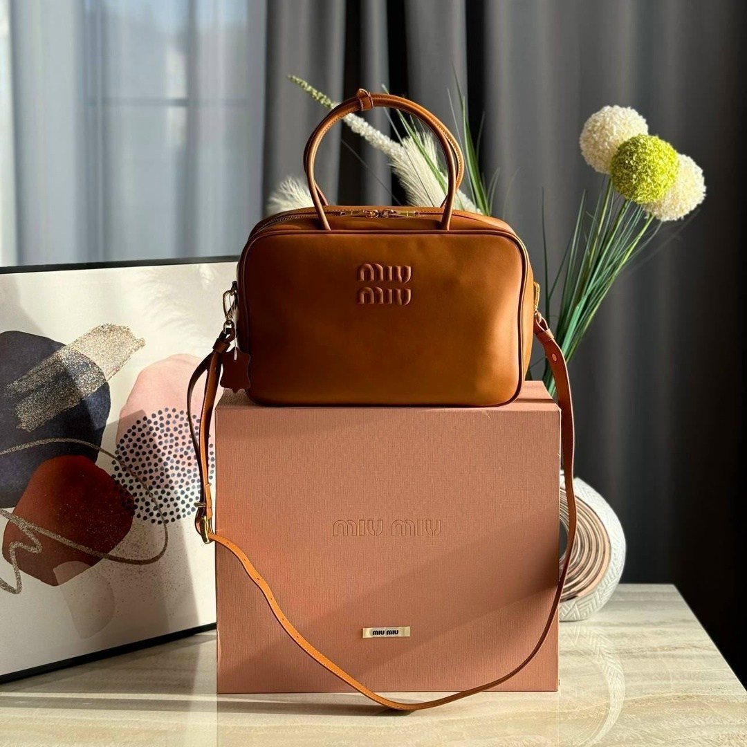 сумка,женская сумка,miu miu сумка,сумка женская miu miu,миу миу сумка