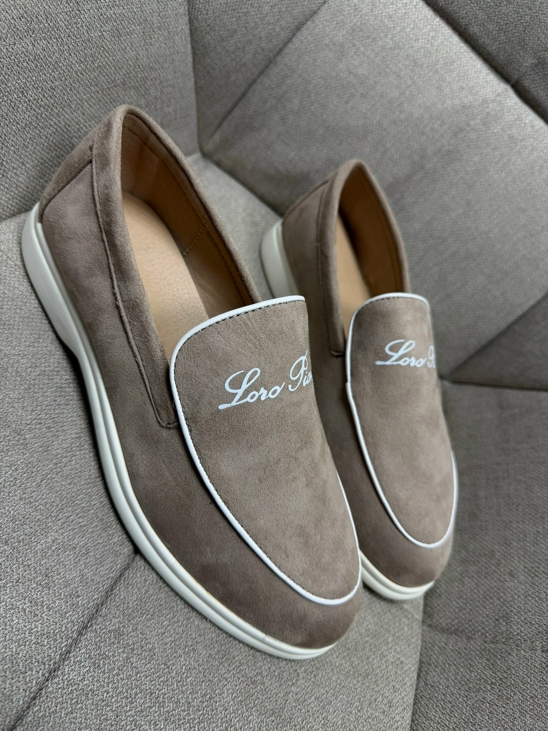 замшевые лоферы loro piana,лоферы loro piana,loro piana мужские замшевые лоферы summer walk,,лоферы из натуральной замши loro piana