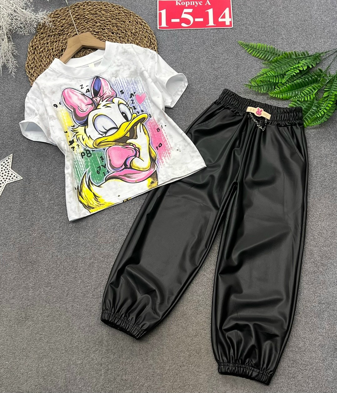 подростковые кожаные штаны,детские кожаные брюки,кожаные штаны для девочек,брюки для девочек,брюки детские подростковые кожаные джоггеры