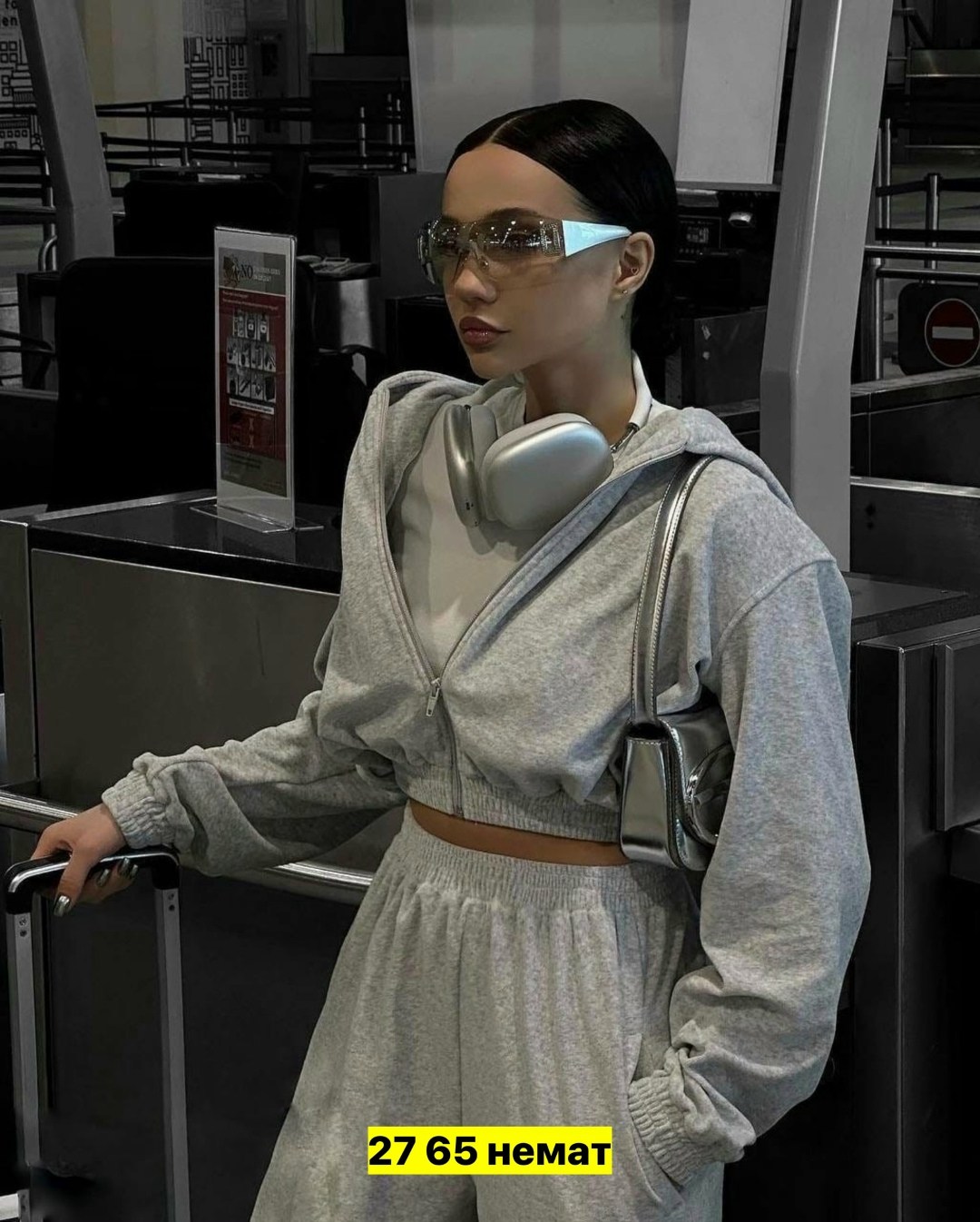 женские спортивные костюмы,в спортивном костюме,костюм аэропорта,спортивный костюм двухнитка