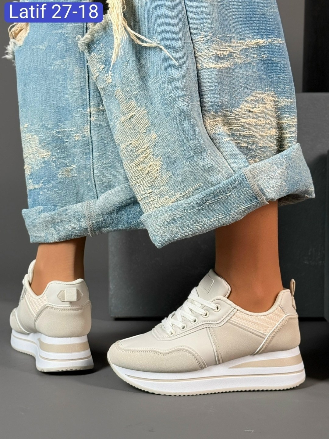 кроссовки женскиe,,кроссовки для женщин,кроссовки модные,повседневные кроссовки