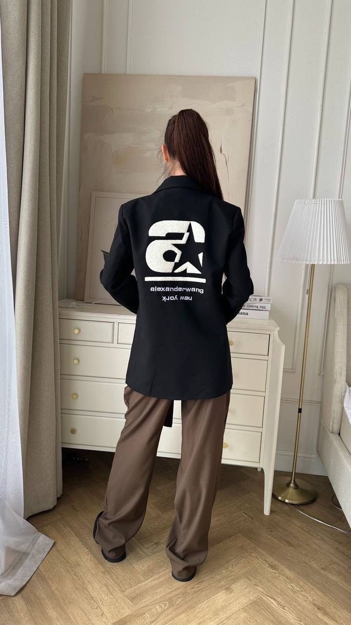 женский пиджак оверсайз,пиджак женский блейзер жакет оверсайз прямой классический,классический пиджак прямого кроя merci store,пиджак приталенный удлиненный жакет milania style 51907782,пиджак свободн