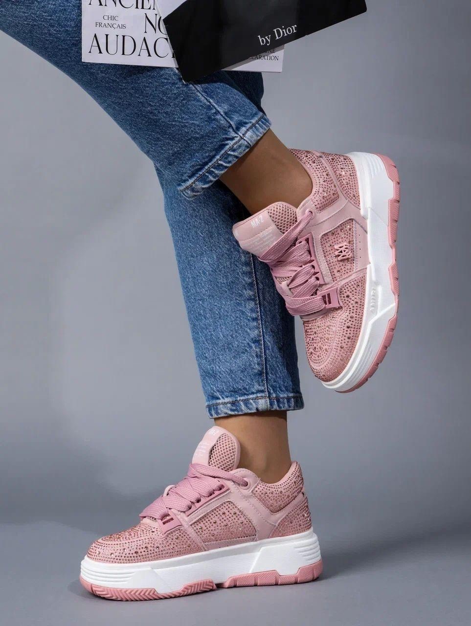 ,женские кроссовки,модные кроссовки,розовые кроссовки,кроссовки мода