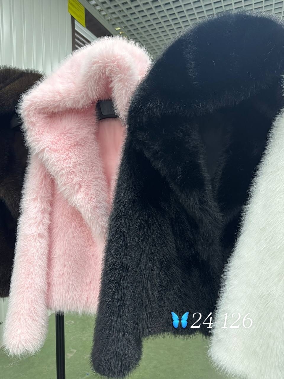 женская шуба,шубка,шуба,искусственная шуба,пальто из искусственного меха с капюшоном