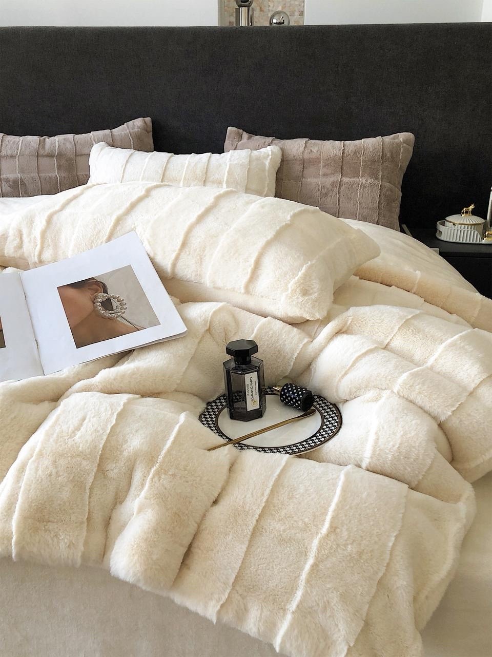 комплект постельного белья mency,комплект постельного белья,постельное белье евро комплект mency,комплект одеяло,плед меховой