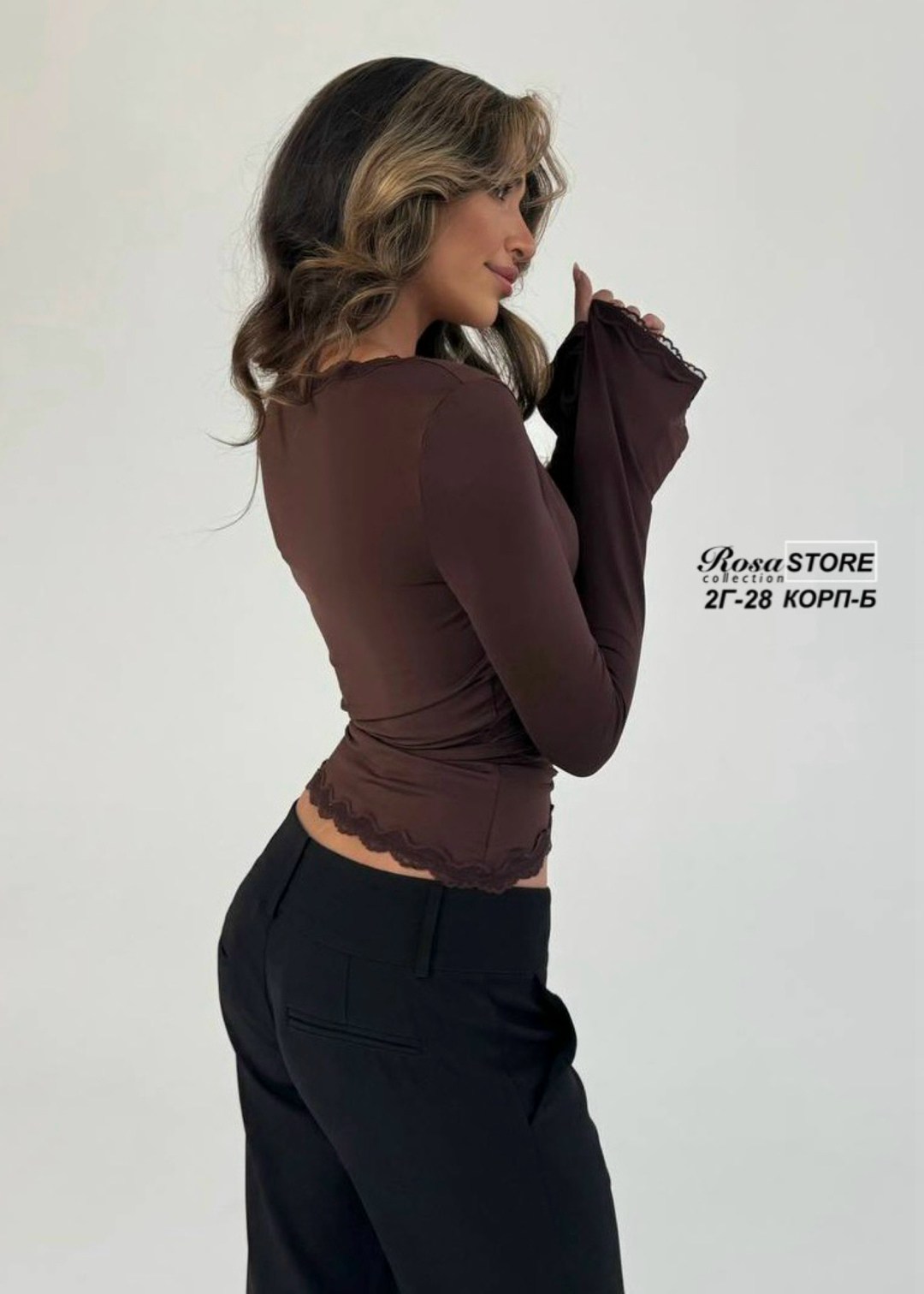 лонгслив в рубчик с рукавами клеш studenkova,лонгслив женские,лонгслив укороченный в рубчик облегающий с рукавами клеш studenkova,кофта женская,лонгслив укороченный в рубчик облегающий с рукавами клеш