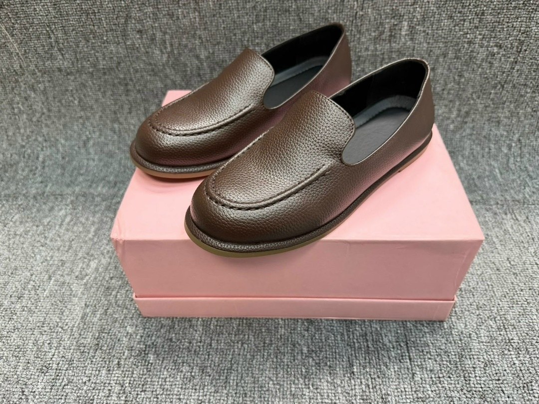 ,лоферы замшевые,мужские замшевые лоферы,замшевые мокасины,лоферы loro piana summer walk из замши серые