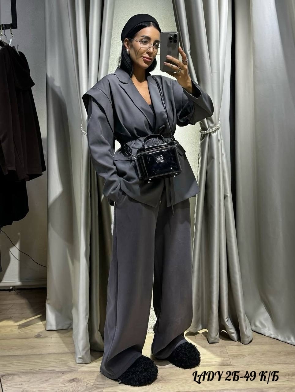 брючный костюм,брючный костюм женский,серый брючный костюм,костюм с брюками,брючный костюм свободного кроя
