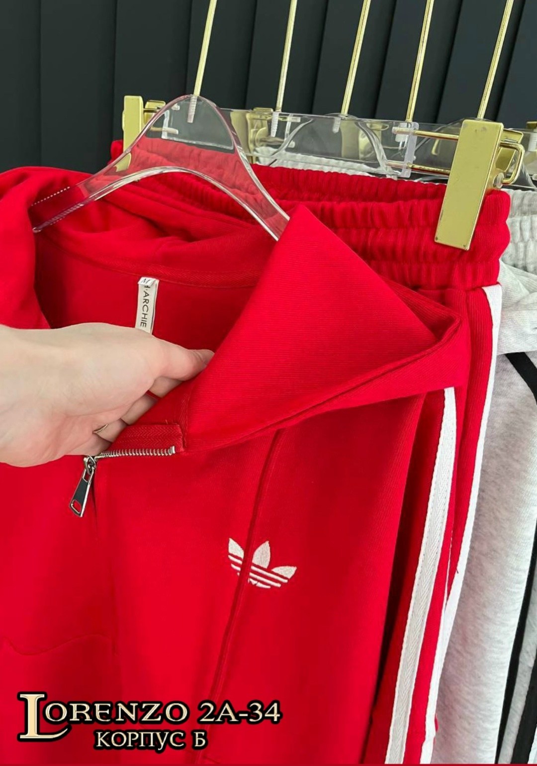 спортивный костюм адидас женский красный,адидас спортивный костюм,костюм спортивный женский adidas,спортивный костюм adidas,костюм спортивный женский