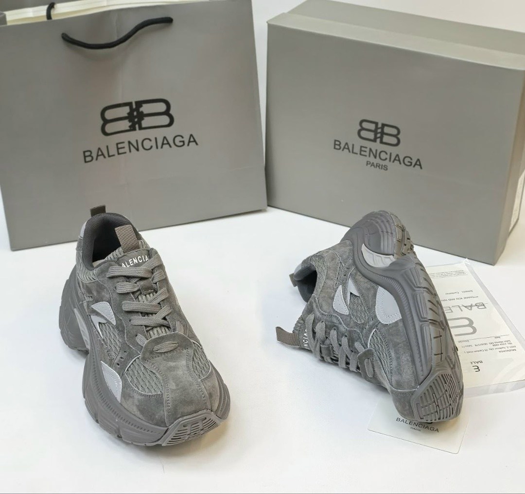 кроссовки женские balenciaga,кроссовки balenciaga,кроссовки balenciaga triple s,женские кожаные кроссовки balenciaga triple s серые,кроссовки на высокой подошве balenciaga