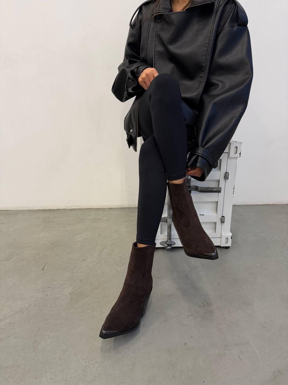 казаки замшевые эконика,,ботинки казаки замшевые демисезонные на каблуке коричневые,ботинки казаки замшевые демисезонные,казаки замшевые демисезонные ботинки на каблуке italyano