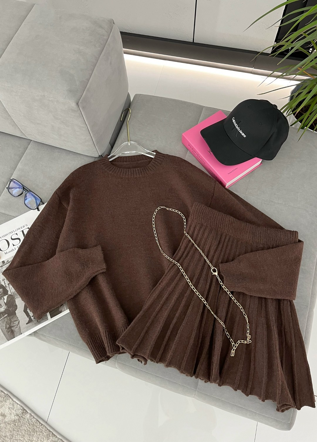 костюм свитер + юбка,вязаный трикотажный костюм с юбкой-солнце и кофтой,вязаный костюм с юбкой,костюм деловой вечерний двойка с юбкой вязаный,костюм двойка кашемир