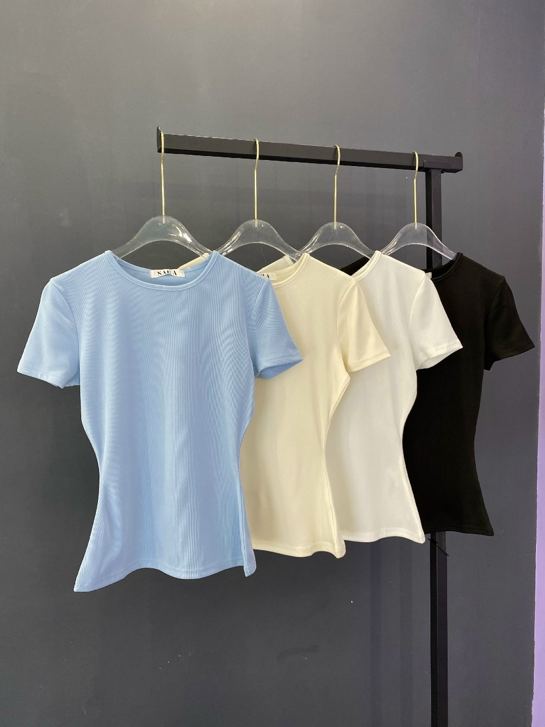 футболки женская,базовая футболка женская,футболки для женщин,черная футболка женская,футболка