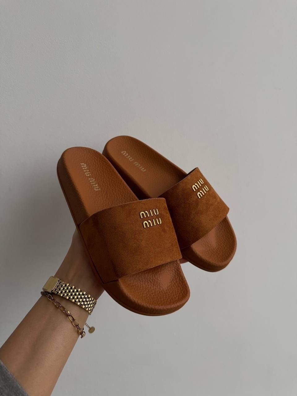 ,шлепанцы женские,puma by rihanna,тапки модные,сандали