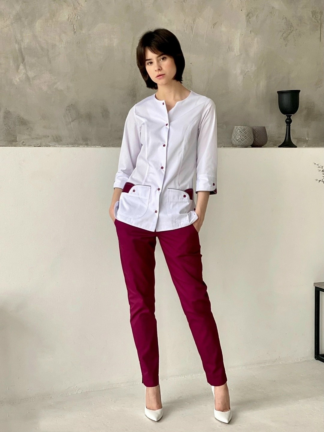 костюм медицинский женский,костюм медицинский,медицинский костюм женский белый с красным mita,медицинский костюм женский белый с красным mitа мила,мед костюмы женские