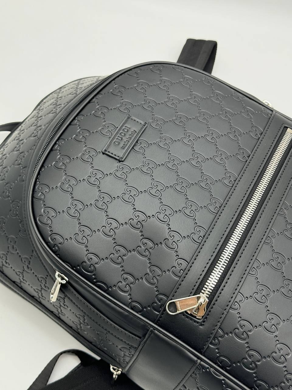 рюкзак gucci signature,рюкзак gucci,кожаный рюкзак gucci signature черный,рюкзак gucci мужской,рюкзак гуччи женский