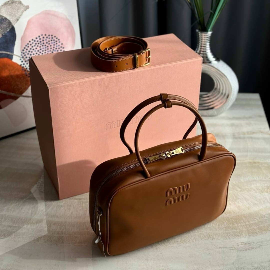 сумка,женская сумка,miu miu сумка,сумка женская miu miu,миу миу сумка