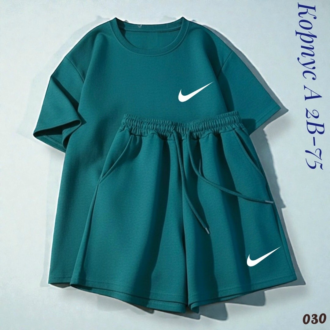 спортивные костюм,nike спортивный костюм,комплект одежды,костюм спортивный с шортами и футболки,костюм