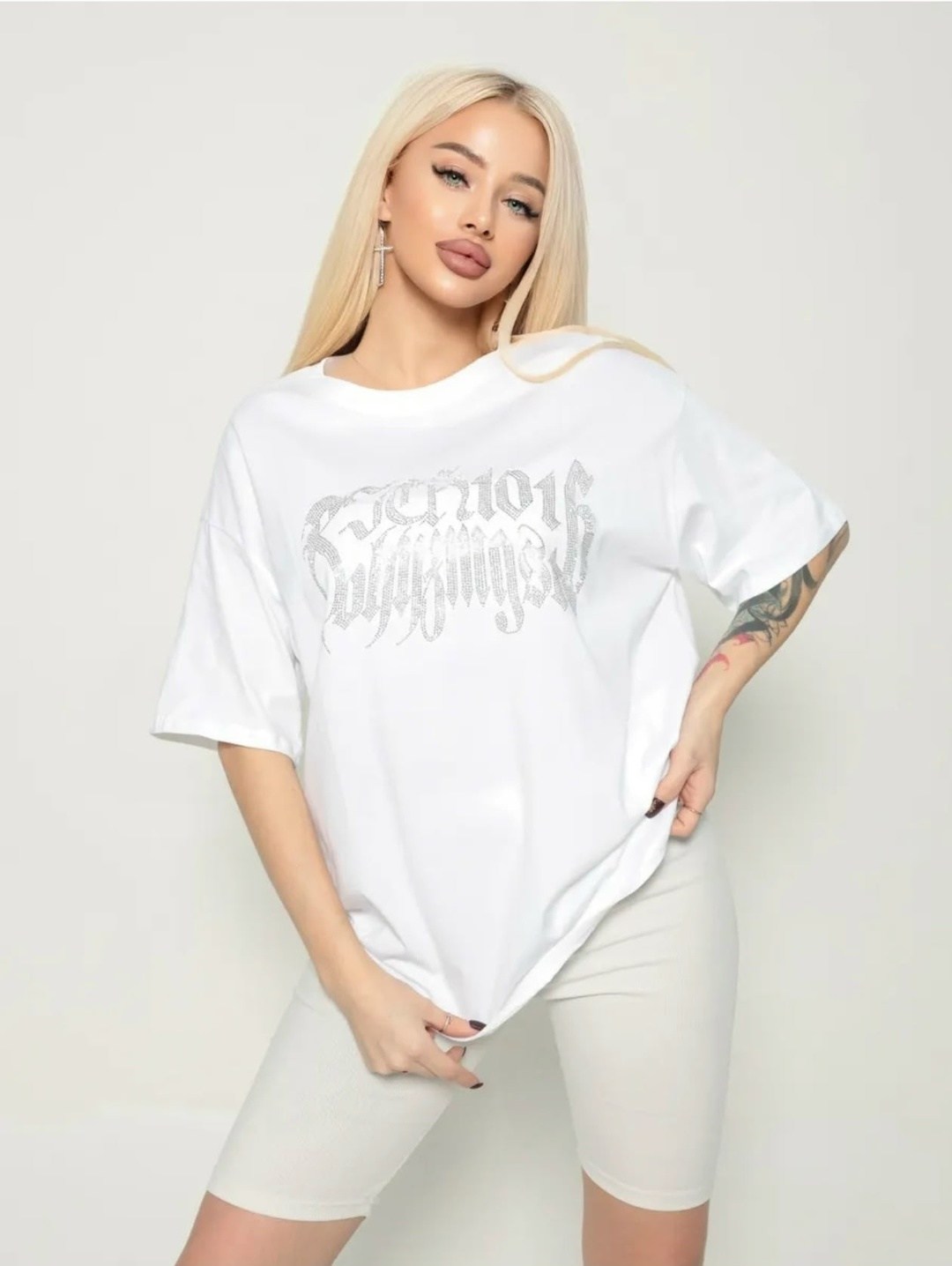 футболки оверсайз женские,женская футболка,футболка оверсайз со стразам,черная футболка оверсайз,футболка оверсайз