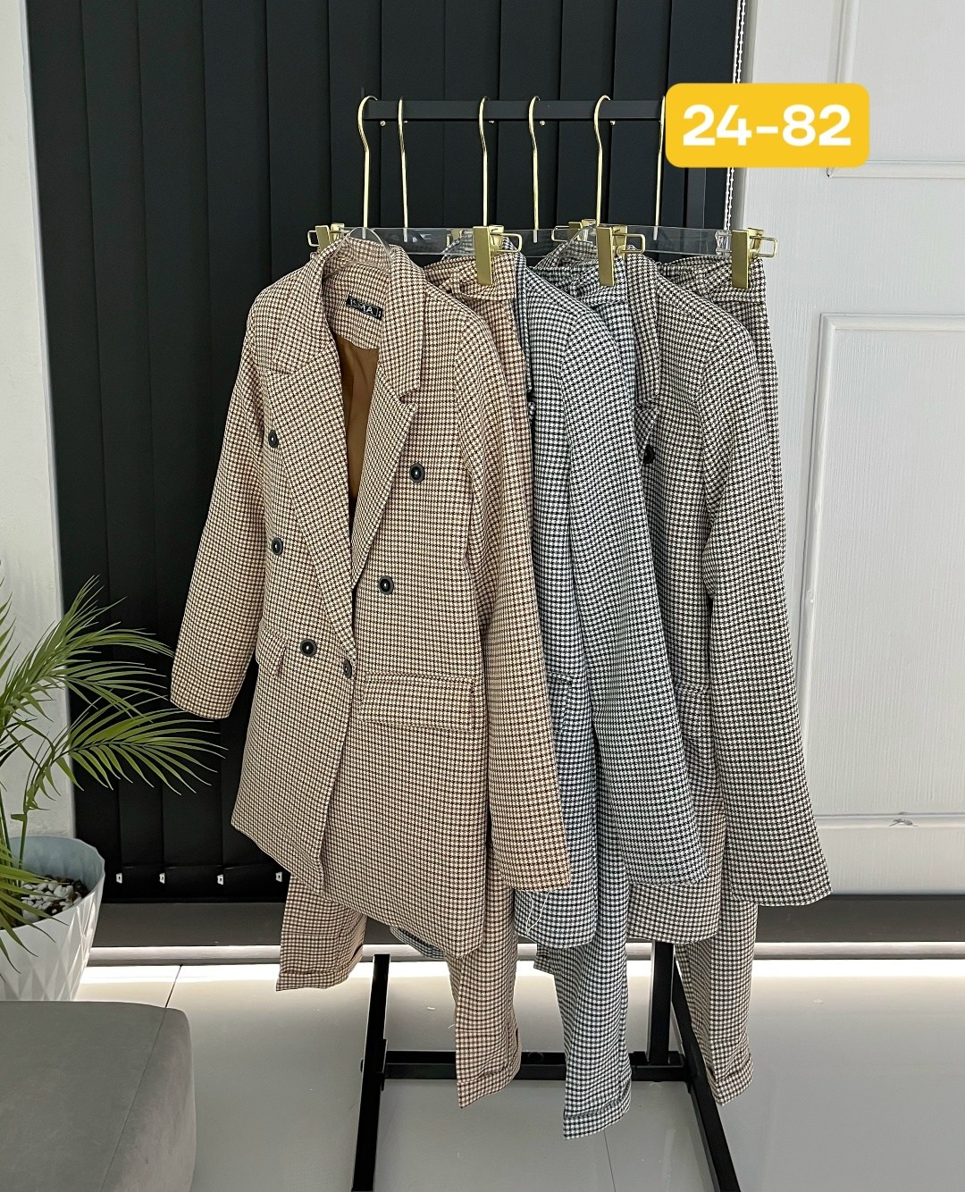 костюм женский,костюм женский классический,костюм брючный женский,костюм с брюками,женский костюм двойка