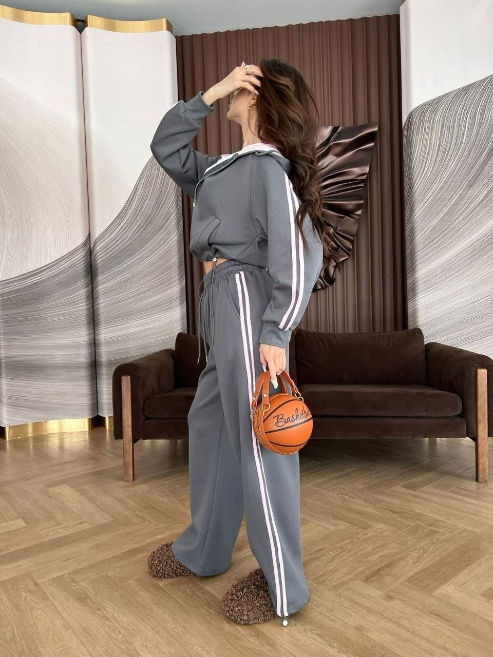 спортивный костюм,женский спортивный костюм,спортивный костюм модный,костюм женский спортивный коричневый,женский костюм