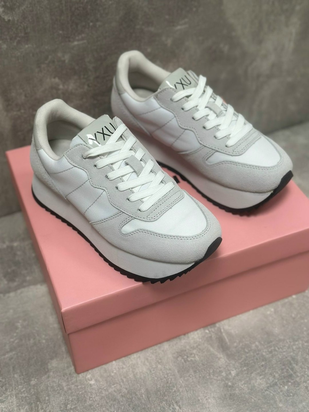 женские кроссовки,кроссовки,брендовые кроссовки,кроссовки armani exchange,кроссовка