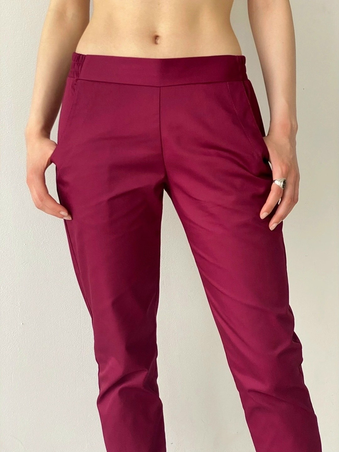 костюм медицинский женский,костюм медицинский,медицинский костюм женский белый с красным mita,медицинский костюм женский белый с красным mitа мила,мед костюмы женские