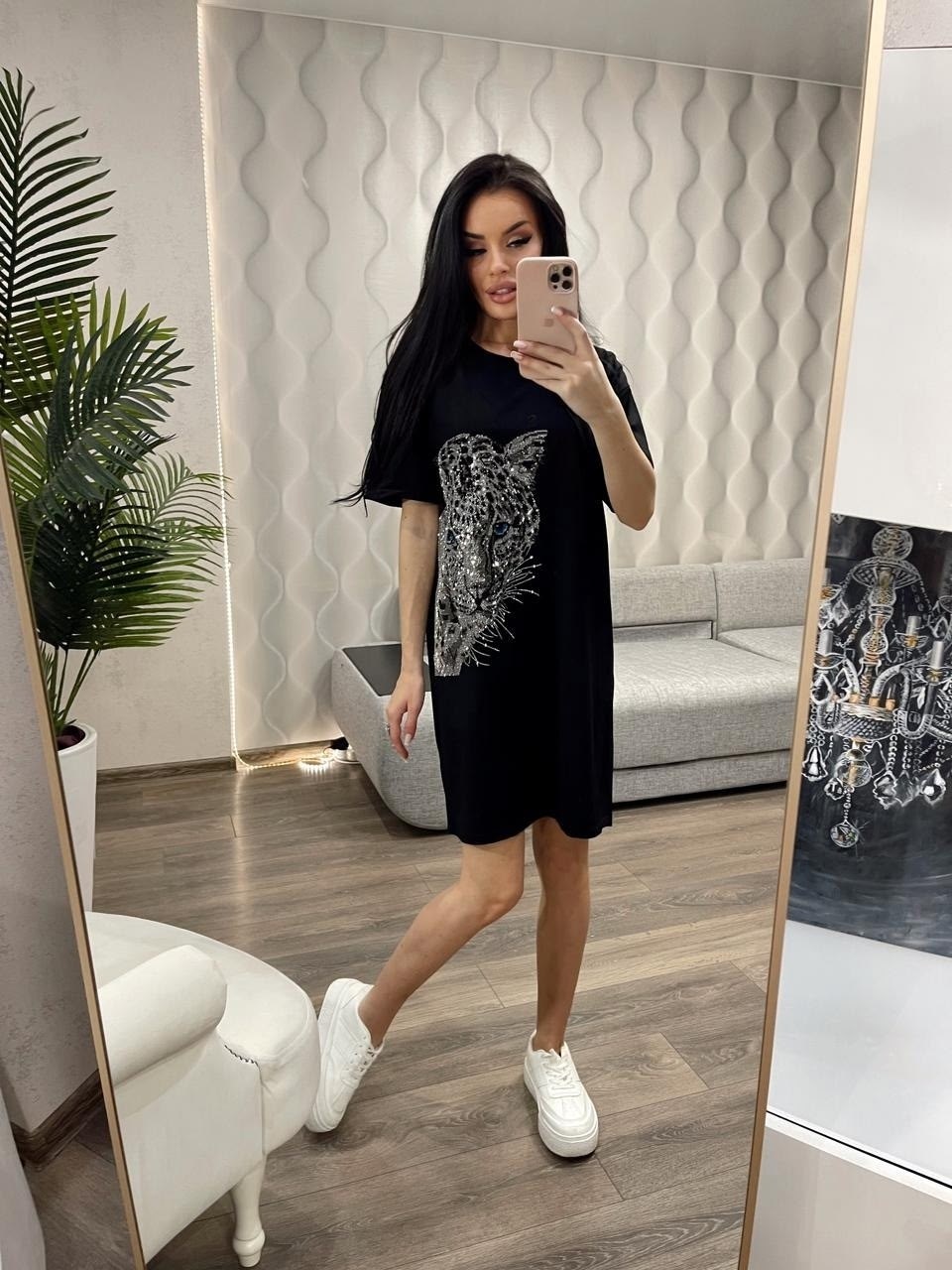 туника праздничная удлиненная домашняя t.b shop,футболка женская оверсайз со стразами,футболка оверсайз со стразами fashion lux,женская футболка,футболка оверсайз со стразам