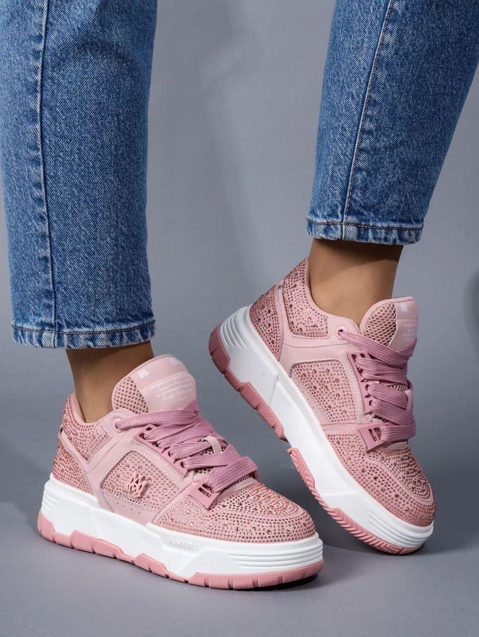 ,женские кроссовки,модные кроссовки,розовые кроссовки,кроссовки мода