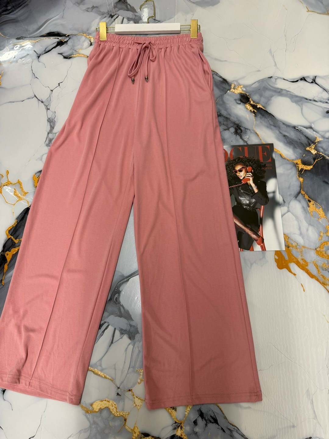 женские спортивные костюмы,стильные спортивные костюмы,спортивный костюм брендовый,велюровые костюмы,костюм спортивный