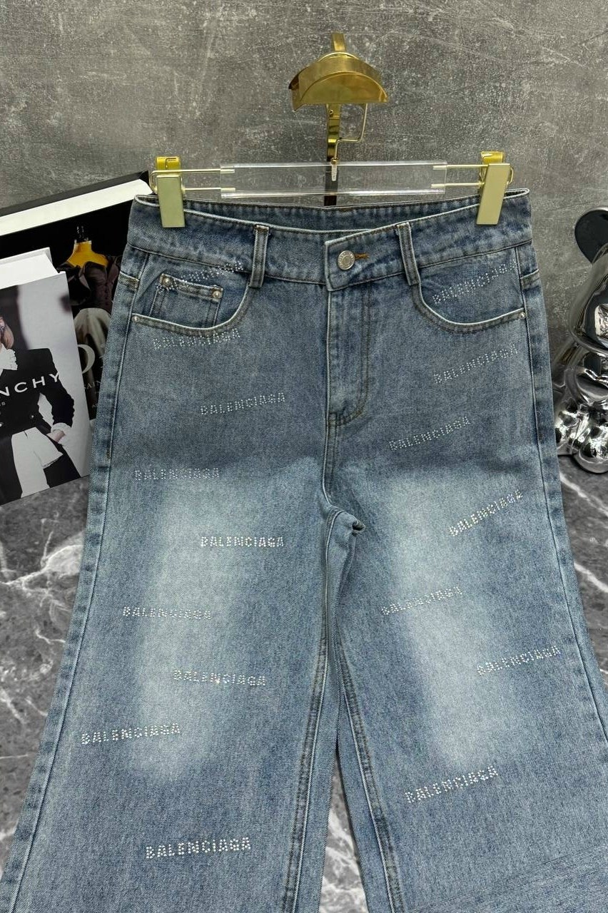 женские джинсы,модные джинсы,стильные джинсы,джинсы,джинсовые брюки