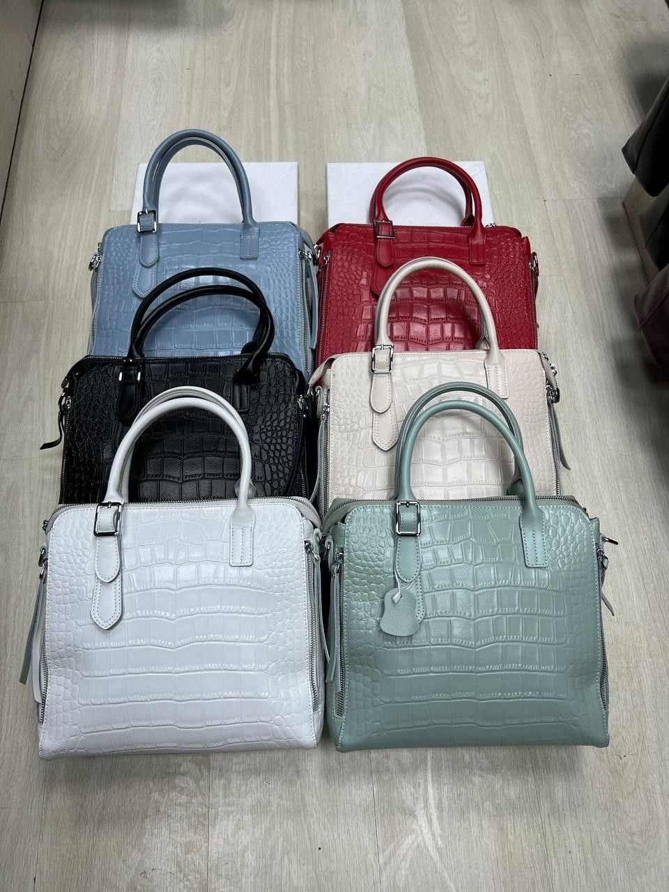 сумка,сумка женская,женская кожаная сумка под крокодила 8800-220 ред,женская кожаная сумка,женская кожаная сумка под крокодила