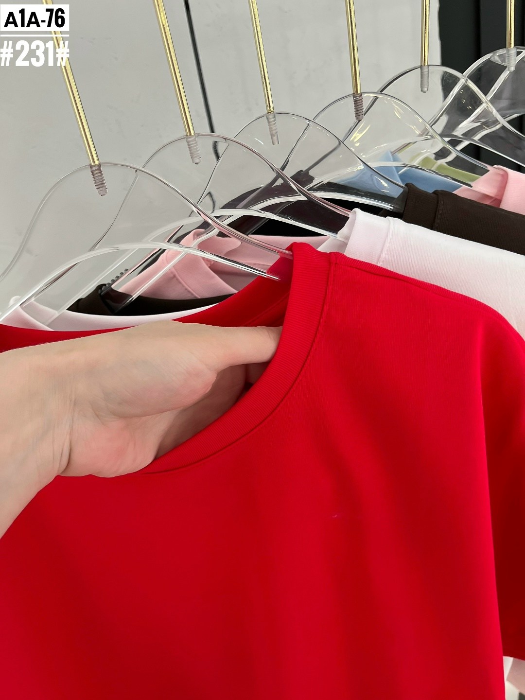 футболки женская,,кофта женская,белая женская футболка