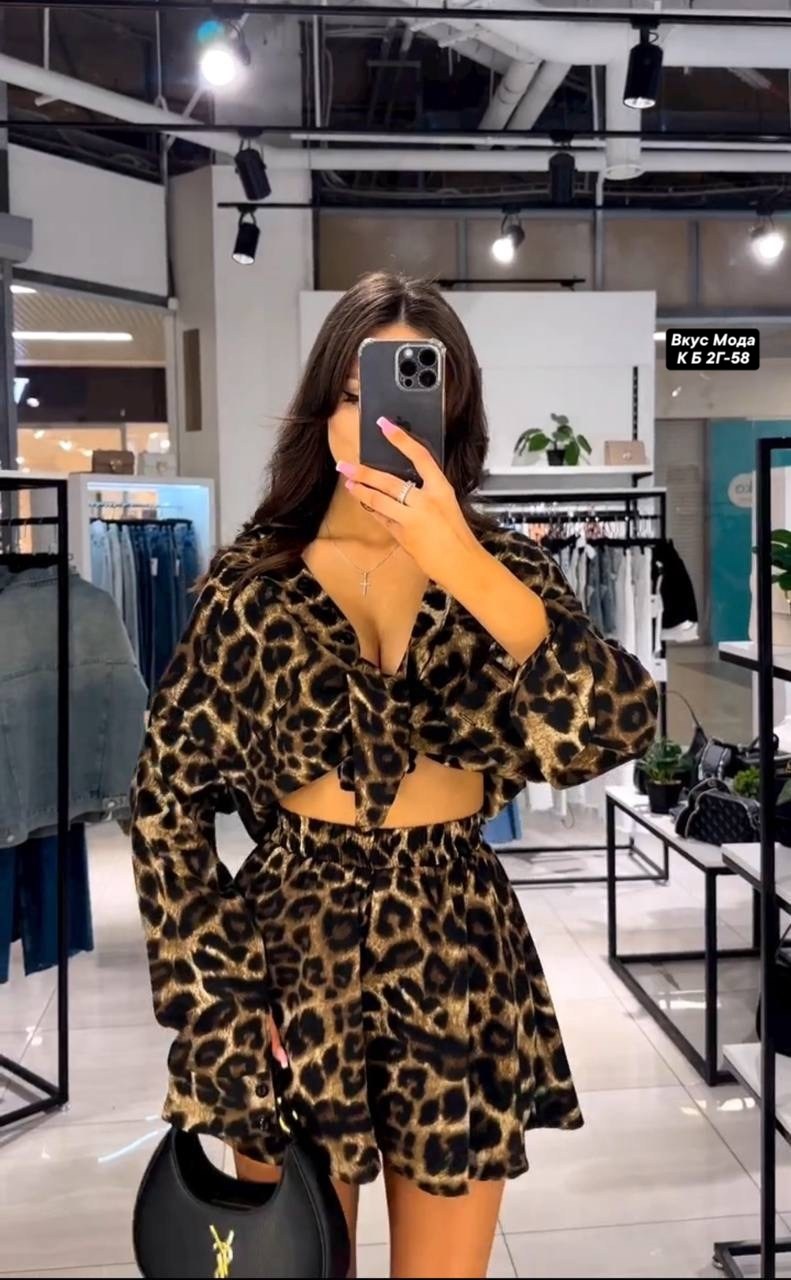 костюм леопардовый,костюм летний леопардовый шорты и рубашка,женский костюм с шортами,леопардовый костюм с шортами