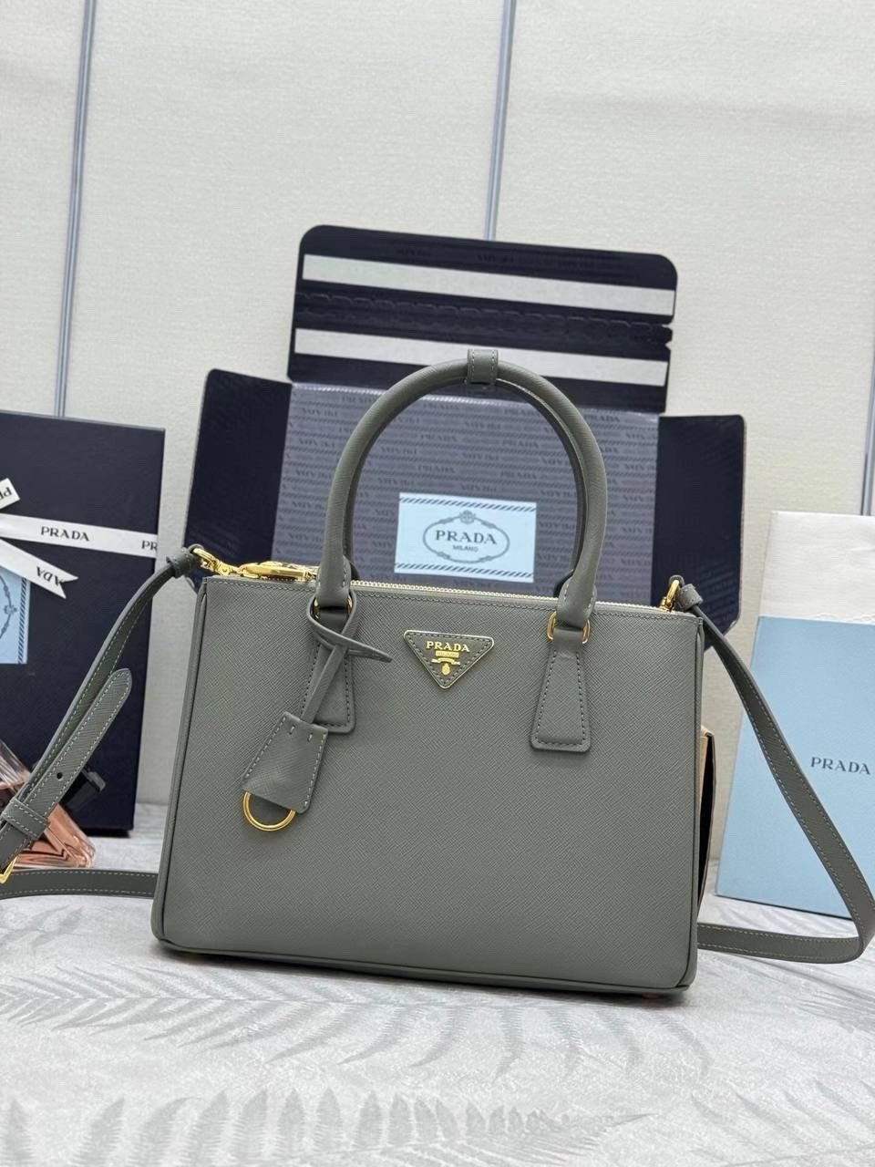 женская сумка prada,сумка prada,prada сумка на плечо,сумка,сумка прада