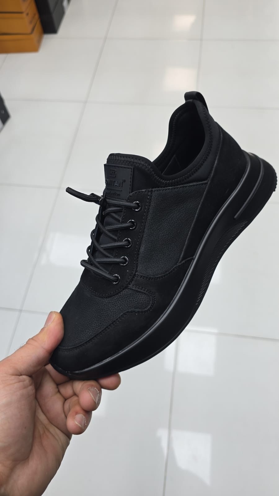 ,кроссовки черные,мужская  кроссовки,кроссовки пьер карден мужские,мужская