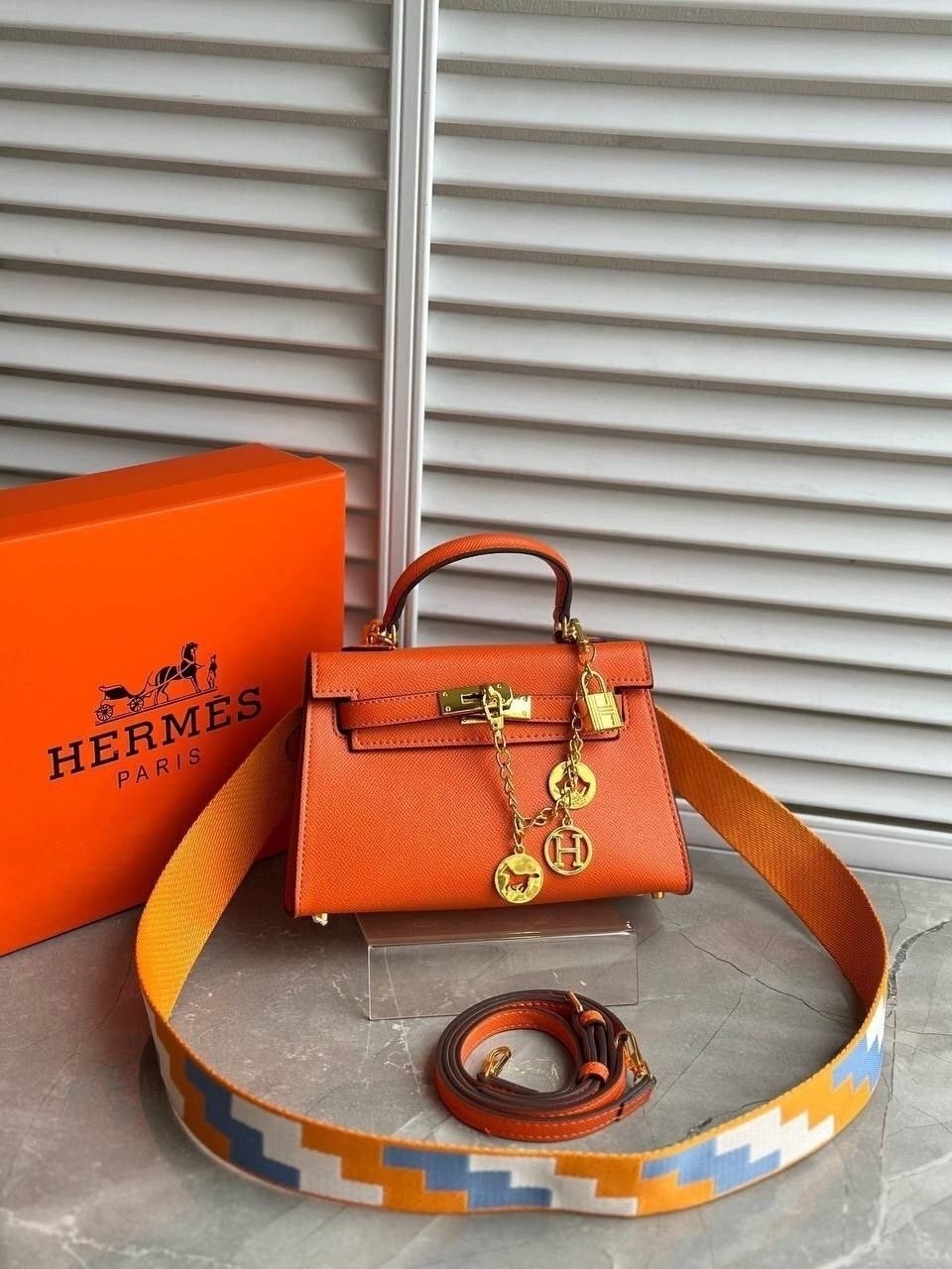 коробка для сумки 25 келли hermes,сумка брендовая в подарок hermes гермес,сумка женская маленькая hermes,сумка hermes,женская сумка hermes