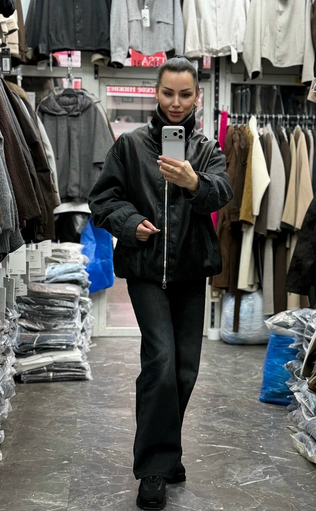 куртка,кожаная куртка,женская куртка,куртка бомбер,женская кожаная куртка