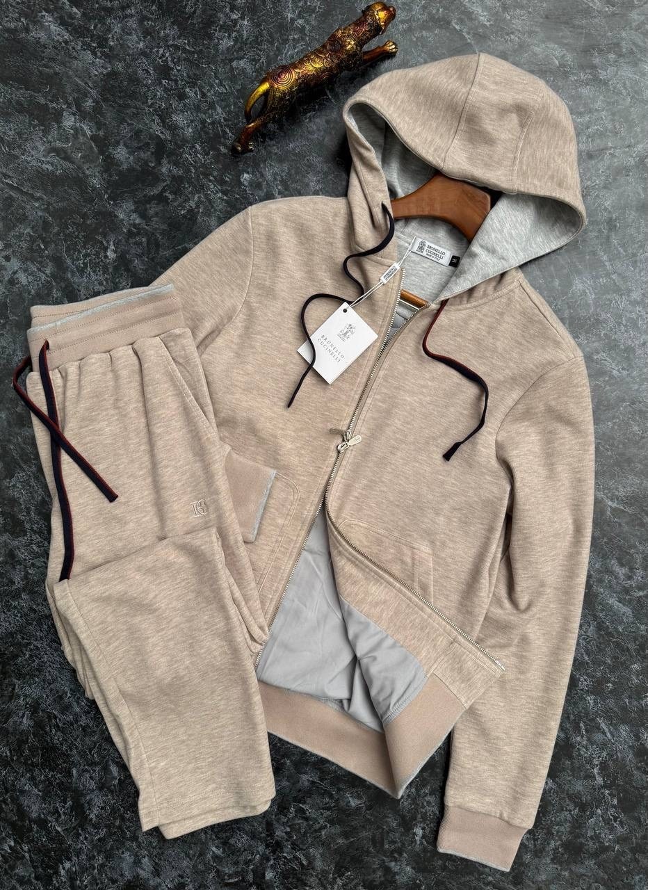 спортивный костюм brunello cucinelli,бежевый спортивный костюм,спортивный костюм,костюм,мужские спортивные костюмы