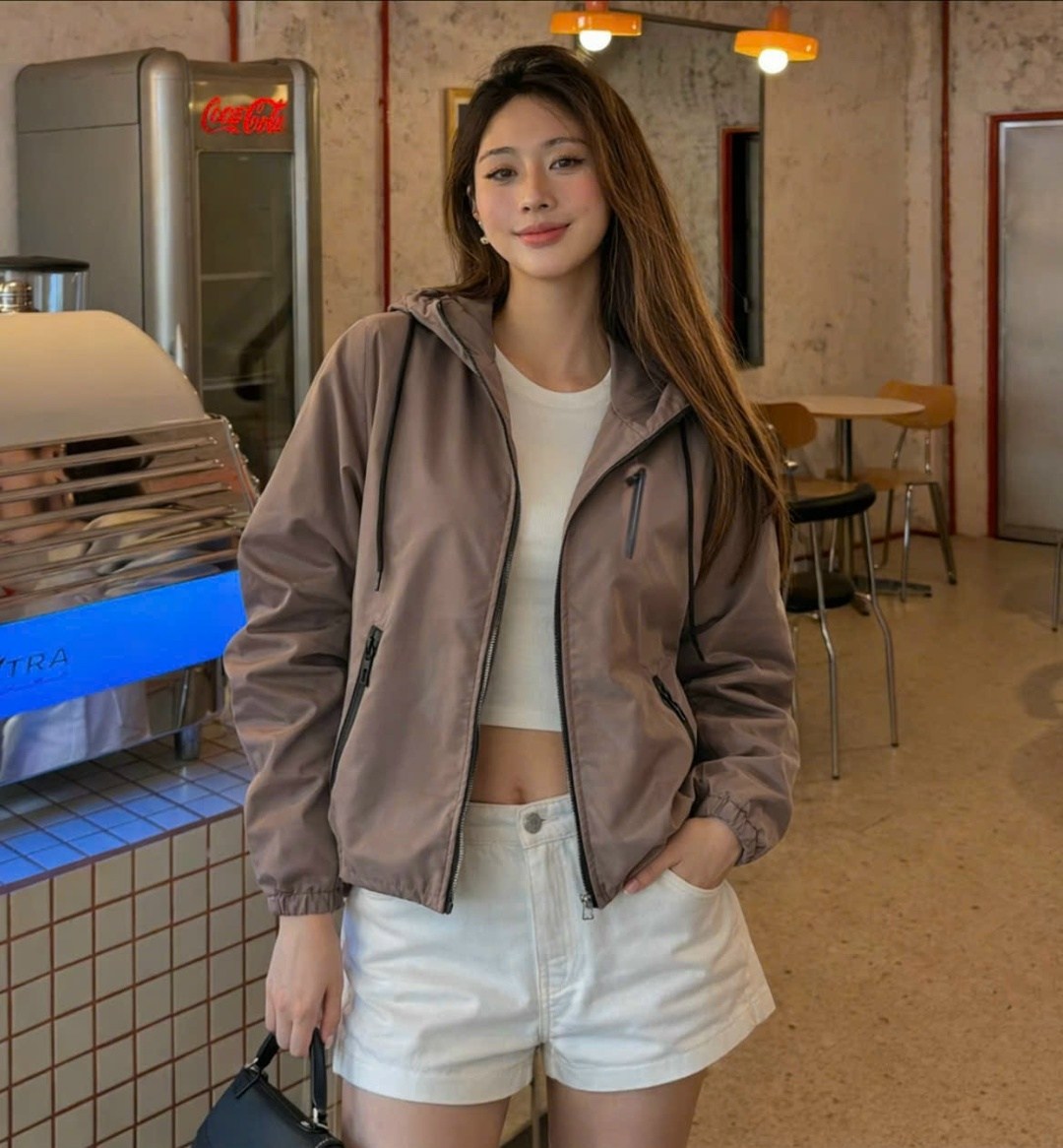 куртка свободная,куртка с капюшоном женская,куртка женская,куртка с капюшоном,универсальная куртка