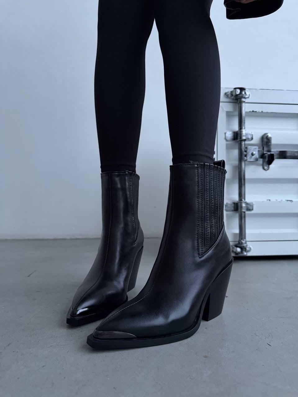 ,ботинки-казаки со скошенным каблуком befree, женская,женские ботильоны,ботильоны казаки