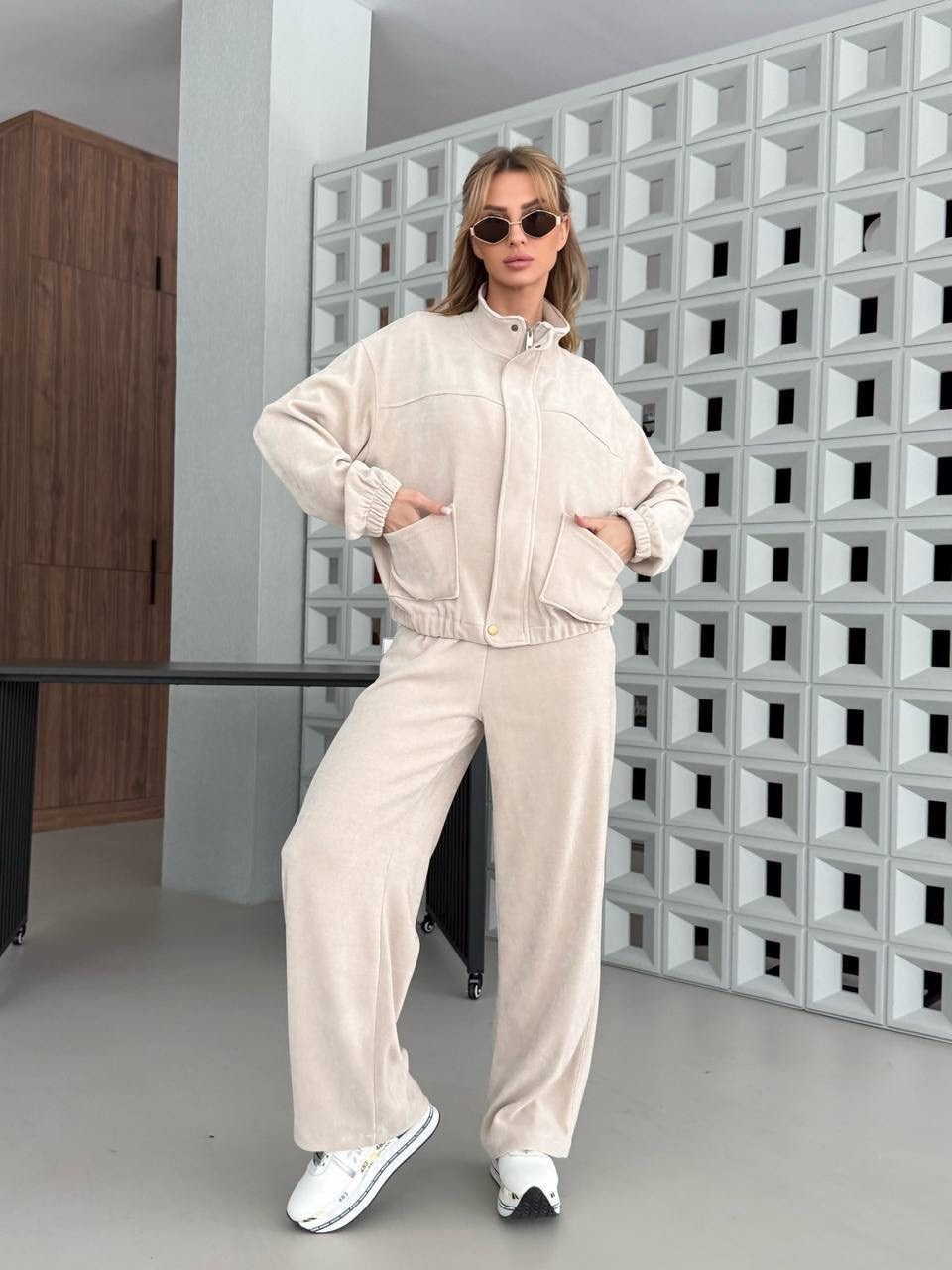 костюм бежевый,женский костюм на флисе,спортивный костюм бежевый,женский костюм,спортивный костюм